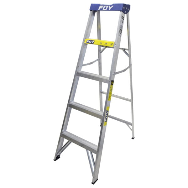 Escalera de tijera tipo III de aluminio y tapa plástica con 4 peldaños Foy, ETF4