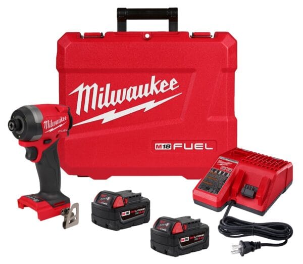 Kit de destornillador de impacto hexagonal M18 FUEL 1/4". Incluye 2 baterías, cargador y estuche. Marca Milwaukee, 2953-22.